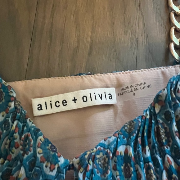 Alice + Olivia Gloria Chain-Strap Pleated Maxi Dress Size 0 - Picture 9 of 9